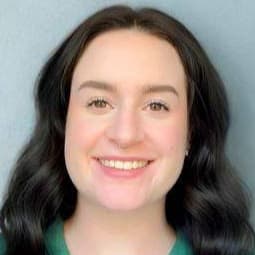 Alayna Graves