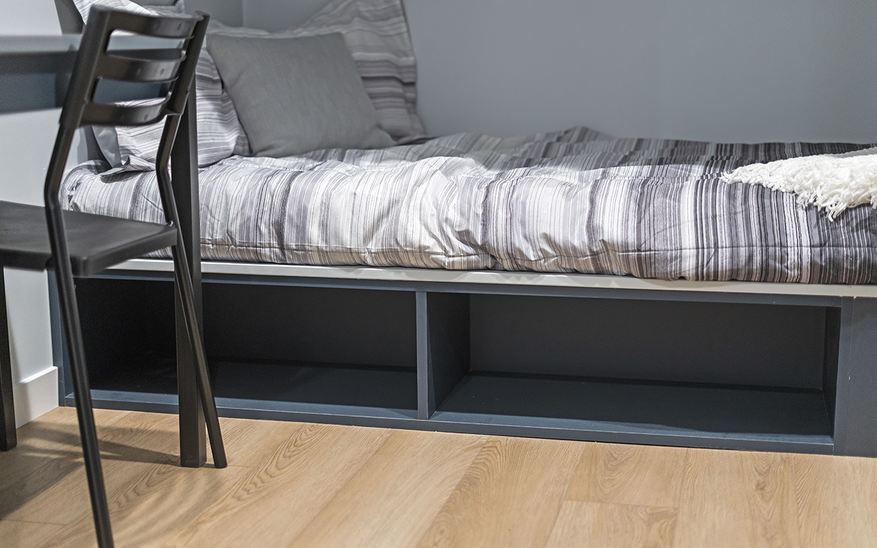 Maroon Village Interior