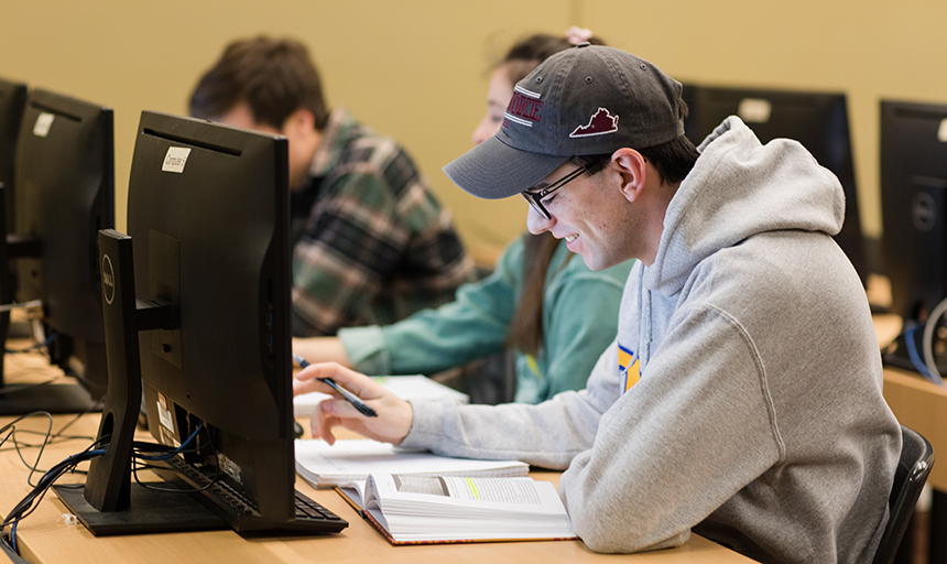 Economics majors get automatic admission to WVU grad program with new partnershipnews image