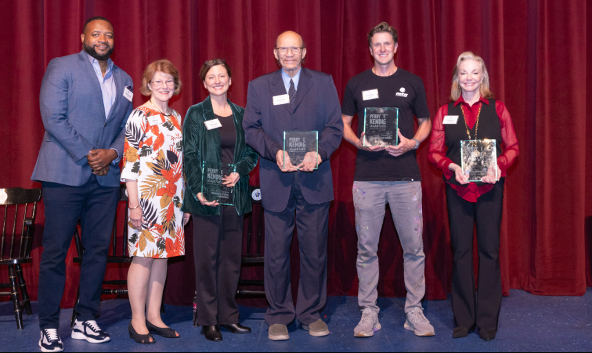 Roanoke College, Hollins University announce winners of 40th annual Kendig Awardsnews image